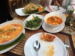 -Phensiri Thai Restaurant