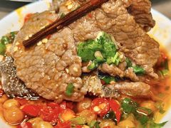 -茅草房·河畔园林火锅