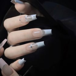 -情同手足美甲美睫