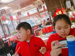-明月食府(二区干二路店)