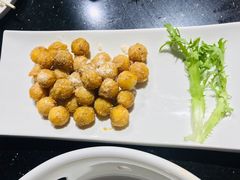 蛋黄焗小土豆-盛京辽菜小馆(龙之梦购物中心店)