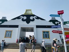 -186彩带河