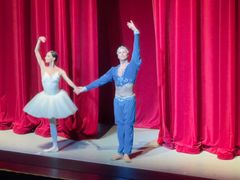 -交通银行前滩31演艺中心