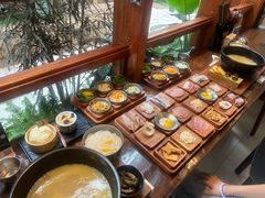 -银米·云南传统过桥米线(双廊黑金冠店)