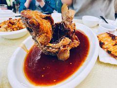 罾蹦鲤鱼-奥华餐厅·老张记(台基厂店)