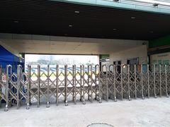-燕子岗体育场