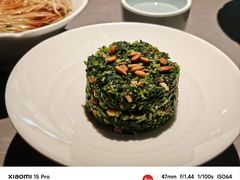 松子马兰头-晓淮山·扬州早茶·淮扬菜(龙阳广场店)