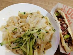 -驴世家驴肉火烧·凉皮·胡辣汤(首经贸店)