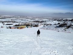 -丝绸之路山地度假区滑雪场