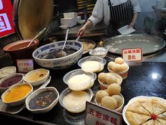 -八一路好吃街(雨田商务大厦店)