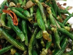 -东北农家院·铁锅炖(莘庄店)