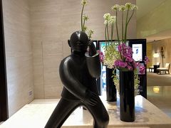-鲜艳西餐厅(衡山路十二号华邑店)