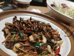 -哈啾嗨·新概念蒙餐(红星新城店)