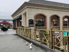 -王府井奥莱临潼小镇(临潼店)