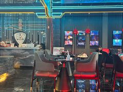 -屋有岛沉浸游戏旗舰店(中山公园店)