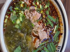 -霸舌生滚牛肉米粉(天生街道店)