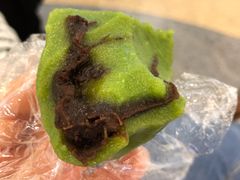 豆沙青团-许阿姨糕团店(南京总店)