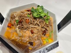 -皇城根·鲁菜济南菜·吊炉烤鸭·炒鸡鱼头(济南旗舰店)