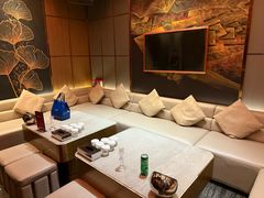 -萧邦音乐会所KTV(向西店)