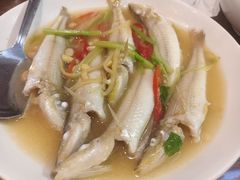-日日鲜茶餐厅 · 潮汕菜 · 手工茶点(小公园店)
