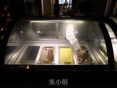 -上海半岛酒店·半岛精品店