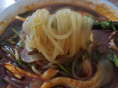 麻辣米线-老字号杨坡红油米线腊汁肉夹馍(东四道巷店)