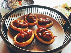 一口鲍鱼酥-三号黄浦会Canton Table