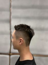 -尼特斯男士发型馆