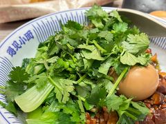酸菜卤肉饭-遇见小面(凯德广场店)