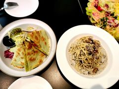 鲜菌松露意大利面-KAFVS咖啡思咖啡馆(香海路店)