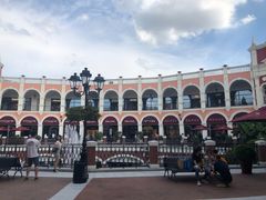 -佛罗伦萨小镇广佛名品奥特莱斯(疏港路店)