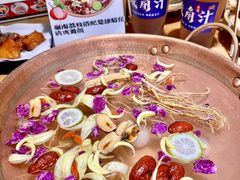 -洱火云南酸菜牛肉火锅(石景山当代商城店)