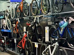 -迪卡侬(顺峰山店)