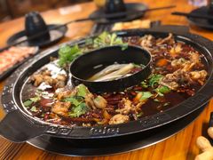 -味仙疯美蛙鱼头(清扬路总店)