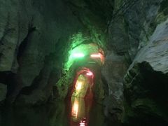 景点溶洞-天梯山