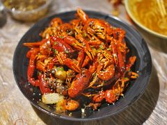 -巴厘龙虾·榜首油焖大虾(音乐学院·沿江酒馆店)