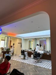 -理昂男士理发店 Barber shop