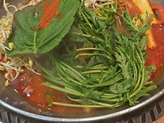 -喇喇排骨火锅·传统韩式脊骨汤(望京西园总店)