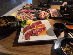 -山居屋炭火烧肉(厚街万达店)