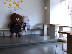 -顶东面包花园·生日蛋糕(世博店)