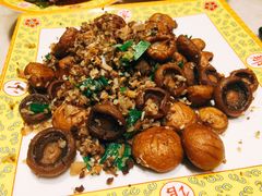 干煸口蘑-那家小馆•北京菜•烤鸭(中关村店)