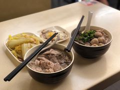猪肝瘦肉米粉-鑫馨餐厅