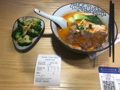 -俏凤凰(美林M·LIVE天地东座店)
