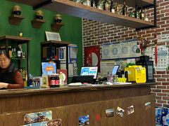 -香巴拉云南餐厅(华莱坞店)