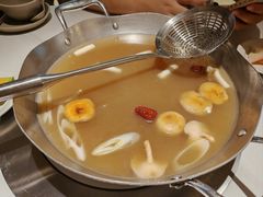 -左庭右院鲜牛肉火锅(金山万达店)