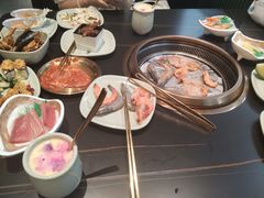 -梨花甄选自助烤肉(小寨原力场店)