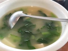 小白菜炖豆腐-钰田大院·怀柔地道农家菜·烤虹鳟鱼(雁栖湖店)