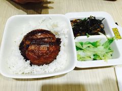 -南城香·饭香串香馄饨香(青年路店)