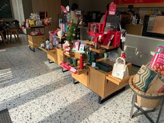 -星巴克(七宝领展广场1F店)