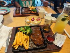 -菲滋意式餐厅(金华银泰城店)